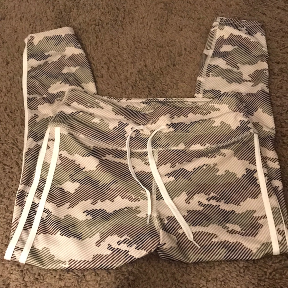 📼 Avia Leggings